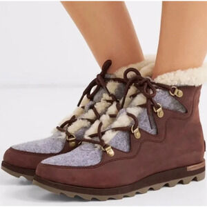 SOREL Sneakchic Alpine lace-up fur lined ankle chukka boots Maroon Size 7.5